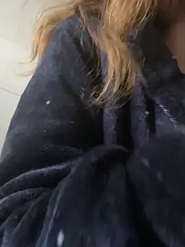 Snapshot of EvaRush chatting on December 15, 2024, 8:19 am EvaRush online show from December 15, 2024, 8:19 am