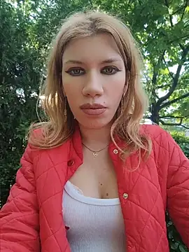 EvaRush online show from May 1, 2026, 3:16 pm