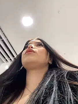 Chloe  Moon online show from December 23, 2024, 10:21 am