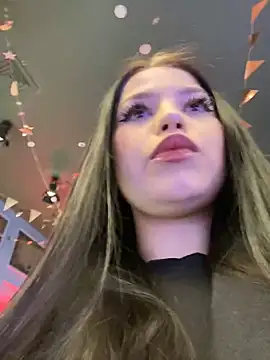 Chloe  Moon online show from January 21, 2025, 10:30 am