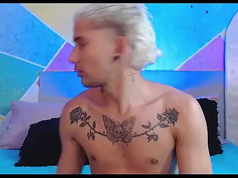 tylor boy online show from March 12, 2026, 4:18 am