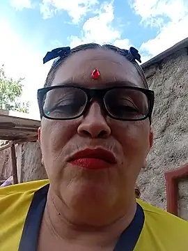 Snapshot of mom_son_dirty chatting on July 7, 2026, 8:13 pm mom son dirty online show from July 7, 2026, 8:13 pm