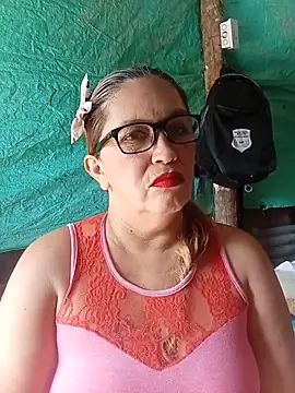 Snapshot of mom_son_dirty chatting on July 24, 2026, 2:37 pm mom son dirty online show from July 24, 2026, 2:37 pm