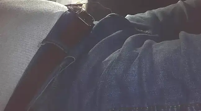 Snapshot of briefsguy4life@xh chatting on March 20, 2025, 12:53 pm briefsguy4lifexh online show from March 20, 2025, 12:53 pm