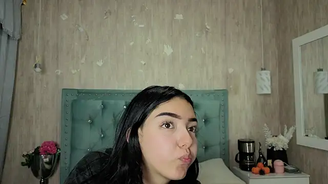Marcelaa fox online show from June 6, 2026, 8:24 pm