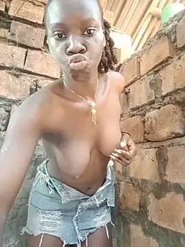 Snapshot of Black_juicy24 chatting on July 19, 2026, 7:56 am Black juicy24 online show from July 19, 2026, 7:56 am