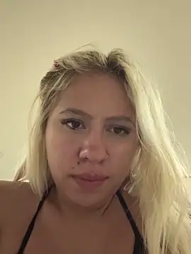 Snapshot of ConstansBlonde chatting on December 22, 2024, 5:01 am ConstansBlonde online show from December 22, 2024, 5:01 am