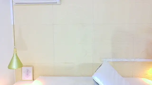 Snapshot of Chocolatte_bar chatting on November 4, 2025, 2:05 pm Chocolatte bar online show from November 4, 2025, 2:05 pm