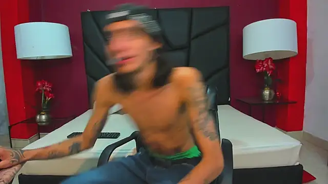 Matthew Dixonn online show from January 4, 2025, 4:44 am