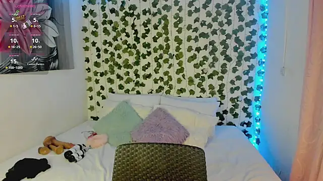 Snapshot of daren_paulina chatting on October 3, 2025, 1:46 am daren paulina online show from October 3, 2025, 1:46 am