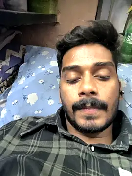 Snapshot of arppyyyxx chatting on November 26, 2025, 12:39 pm arppyyyxx online show from November 26, 2025, 12:39 pm