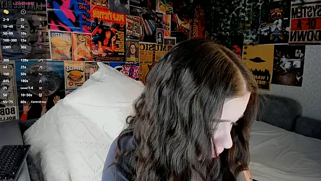 Snapshot of Butterflys1268 chatting on March 15, 2025, 7:59 pm Butterflys1268 online show from March 15, 2025, 7:59 pm