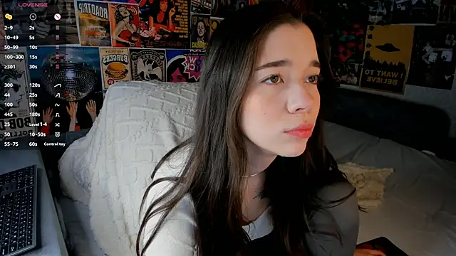 Snapshot of Butterflys1268 chatting on March 21, 2025, 8:08 pm Butterflys1268 online show from March 21, 2025, 8:08 pm