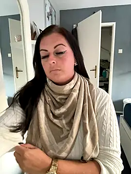 Snapshot of vanessaNL chatting on October 2, 2025, 4:47 pm vanessaNL online show from October 2, 2025, 4:47 pm