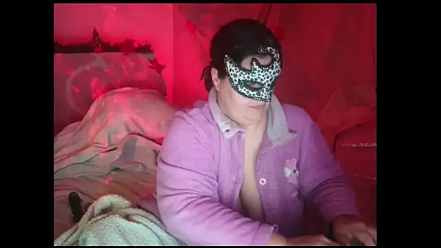 passionduo4 online show from January 4, 2025, 10:34 pm