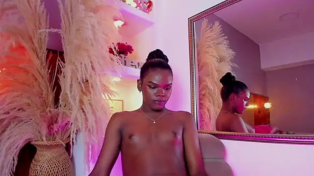 CamiEstrada online show from January 31, 2025, 8:01 am