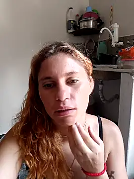 Snapshot of Scarlett-Leh chatting on December 20, 2024, 3:42 pm Scarlett-Leh online show from December 20, 2024, 3:42 pm