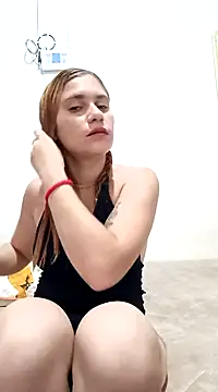 Snapshot of Scarlett-Leh chatting on December 30, 2024, 5:04 am Scarlett-Leh online show from December 30, 2024, 5:04 am