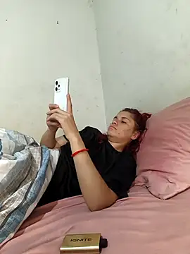 Snapshot of Scarlett-Leh chatting on September 14, 2025, 11:53 am Scarlett-Leh online show from September 14, 2025, 11:53 am