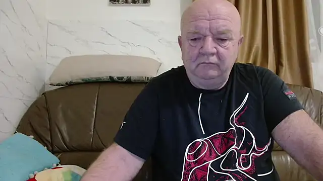 fullballs6 online show from March 2, 2026, 3:52 am