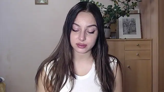 courtneyPerfect online show from January 17, 2025, 2:50 pm