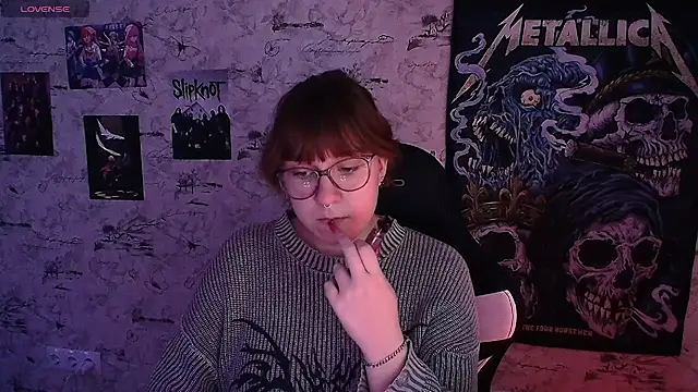 Rudy 02 online show from April 26, 2026, 1:53 pm