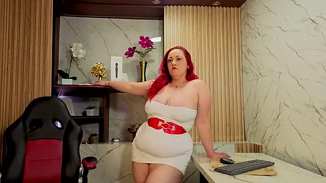 MirandaRossi online show from June 13, 2026, 2:26 pm