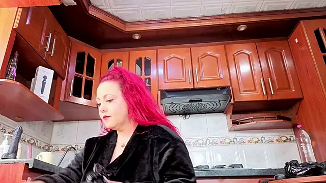 MirandaRossi online show from July 15, 2026, 1:27 pm