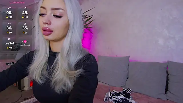 BambiAndAyline online show from January 16, 2025, 4:07 am