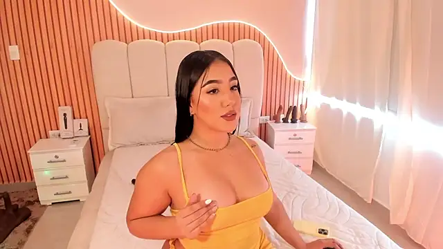 Snapshot of SofiiSweet_ chatting on October 29, 2025, 2:19 pm SofiiSweet online show from October 29, 2025, 2:19 pm