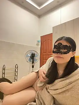 zqq5522 online show from January 28, 2025, 3:57 am