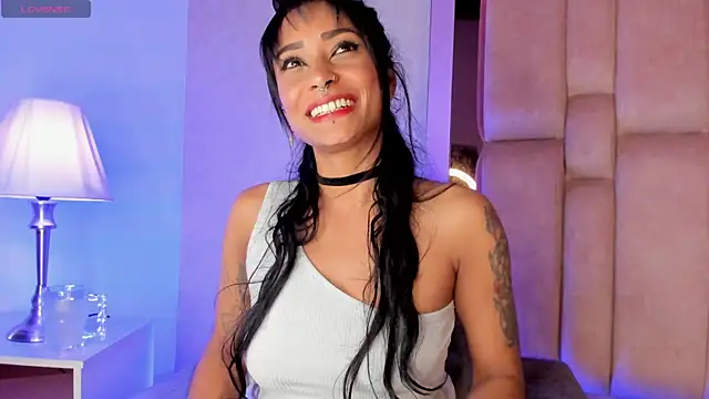 AshleyBelth  online show from November 7, 2025, 9:48 pm