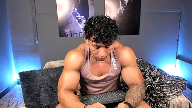 bradley smith online show from December 4, 2025, 5:39 am