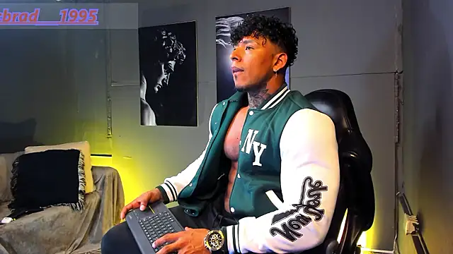 bradley smith online show from February 18, 2026, 4:41 am