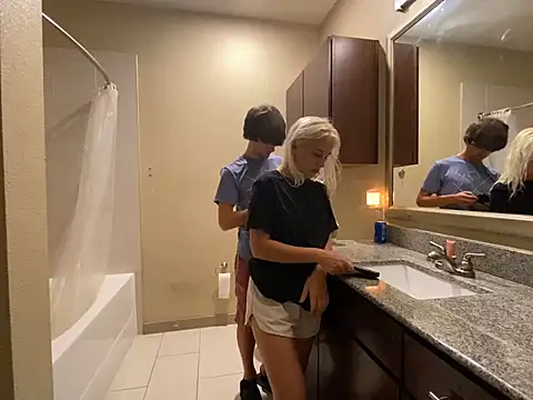 girlfriendmissy online show from March 8, 2025, 9:29 pm