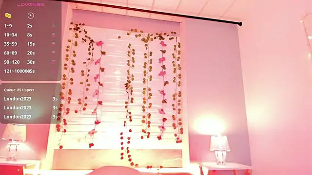 Snapshot of KylieMaxwell chatting on February 1, 2025, 2:16 am KylieMaxwell online show from February 1, 2025, 2:16 am