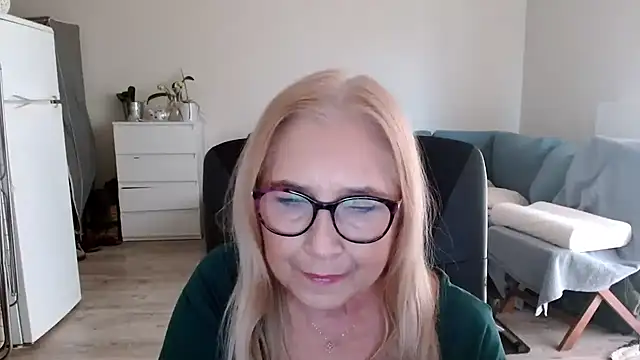 Snapshot of sofia_xkiss chatting on January 29, 2025, 11:09 am sofia xkiss online show from January 29, 2025, 11:09 am