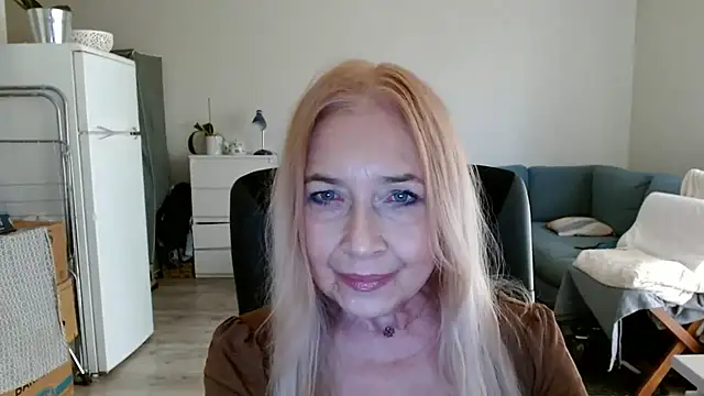 Snapshot of sofia_xkiss chatting on February 27, 2025, 2:43 pm sofia xkiss online show from February 27, 2025, 2:43 pm