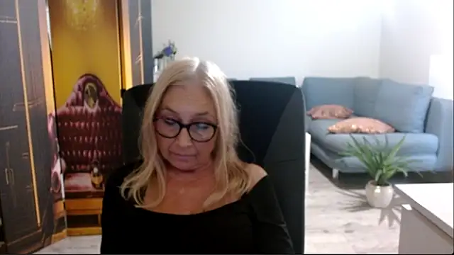 Snapshot of sofia_xkiss chatting on September 18, 2025, 2:19 pm sofia xkiss online show from September 18, 2025, 2:19 pm