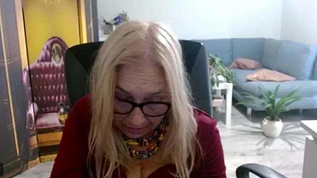 Snapshot of sofia_xkiss chatting on September 30, 2025, 2:00 pm sofia xkiss online show from September 30, 2025, 2:00 pm