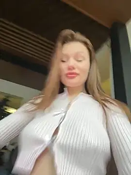 justmila online show from January 10, 2025, 11:22 am