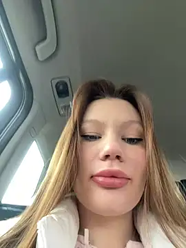 justmila online show from January 12, 2025, 9:40 am