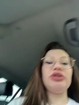 justmila online show from February 16, 2025, 3:48 pm