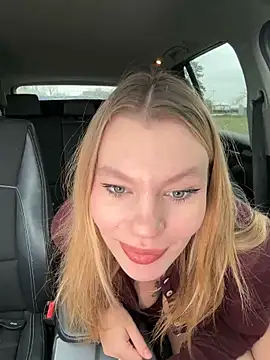 justmila online show from November 21, 2025, 12:15 pm