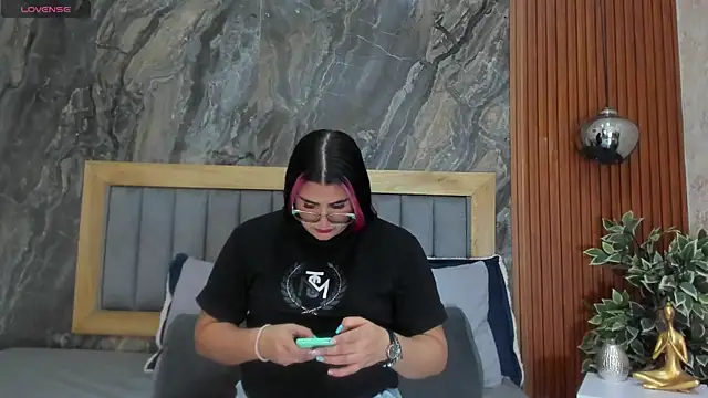 BellaPeers  online show from February 13, 2025, 11:28 am