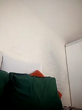 Shria107 online show from March 6, 2026, 10:45 am