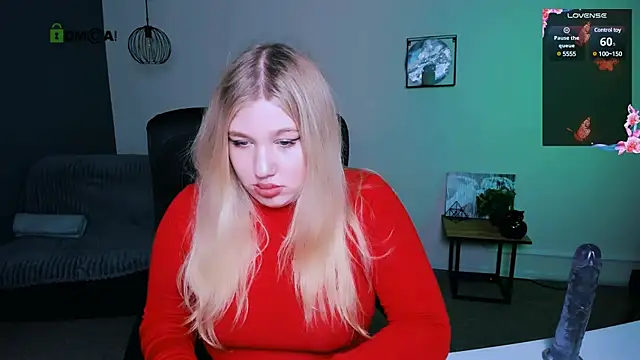 Snapshot of juli_kisss chatting on January 21, 2025, 10:41 pm juli kisss online show from January 21, 2025, 10:41 pm