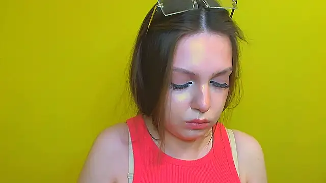 miss merciless  online show from May 25, 2026, 5:52 pm