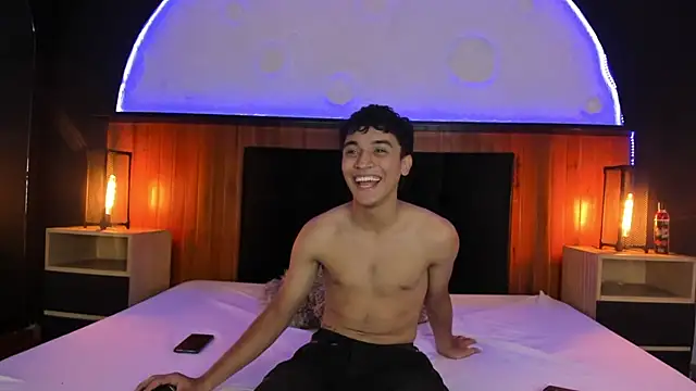 Snapshot of Austin_Cardieff chatting on March 8, 2025, 5:38 am Austin Cardieff online show from March 8, 2025, 5:38 am