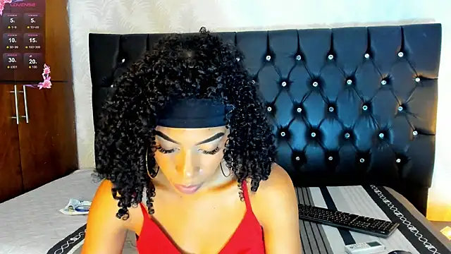 sasha fox00 online show from January 7, 2025, 10:41 pm